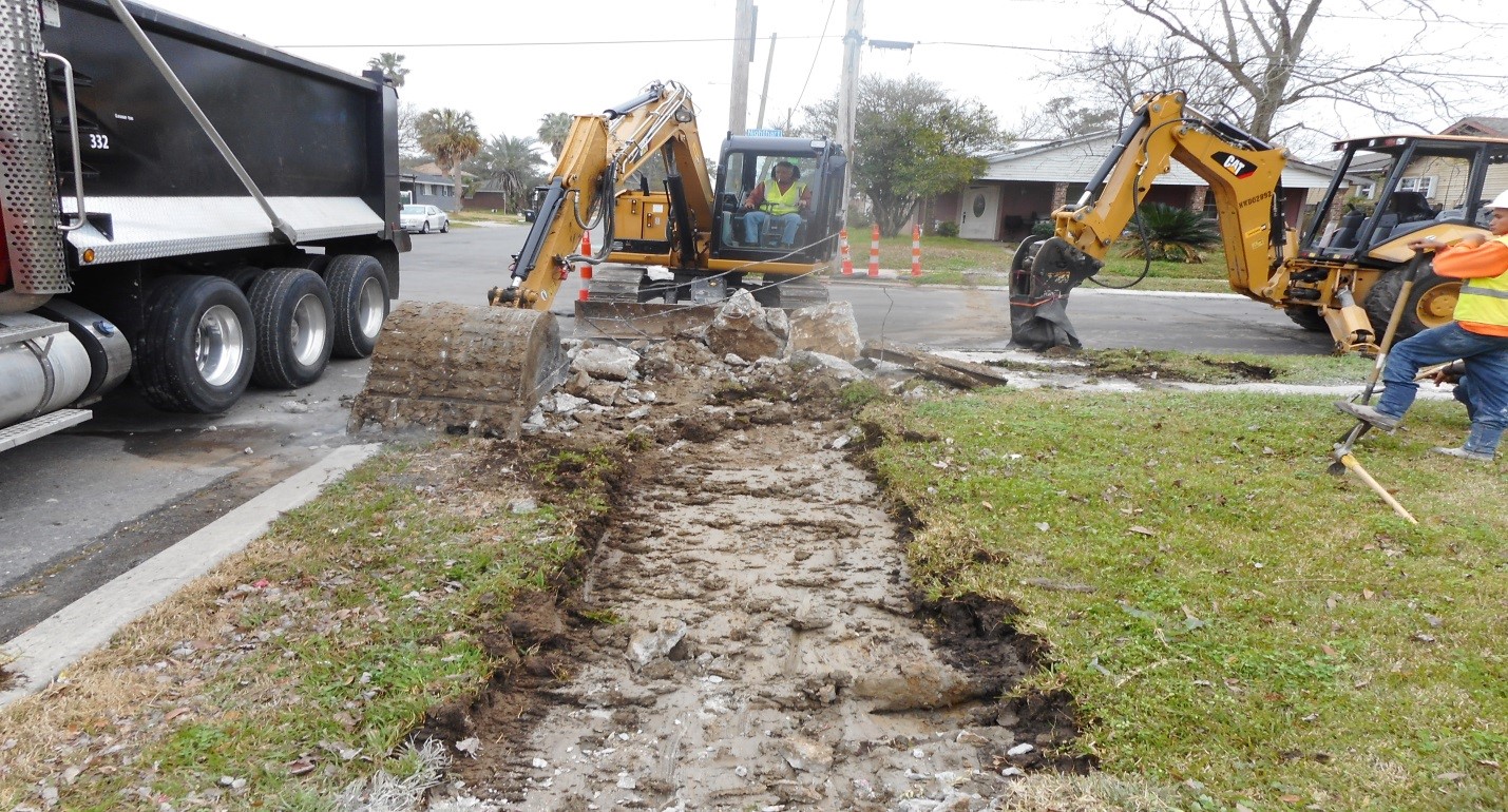 CONSTRUCTION IN READ BOULEVARD EAST NEIGHBORHOOD ANTICIPATED COMPLETION AT THE END OF FEBRUARY