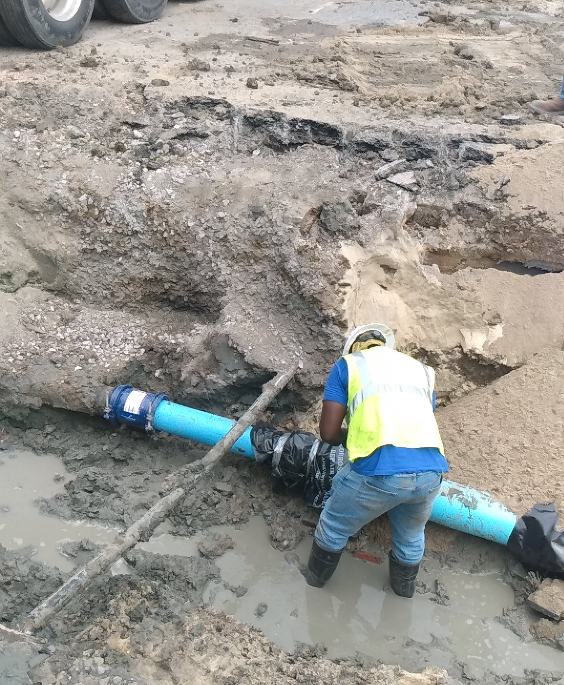 WATER LINE WORK UNDERWAY ON THE AUDUBON GROUP A PROJECT