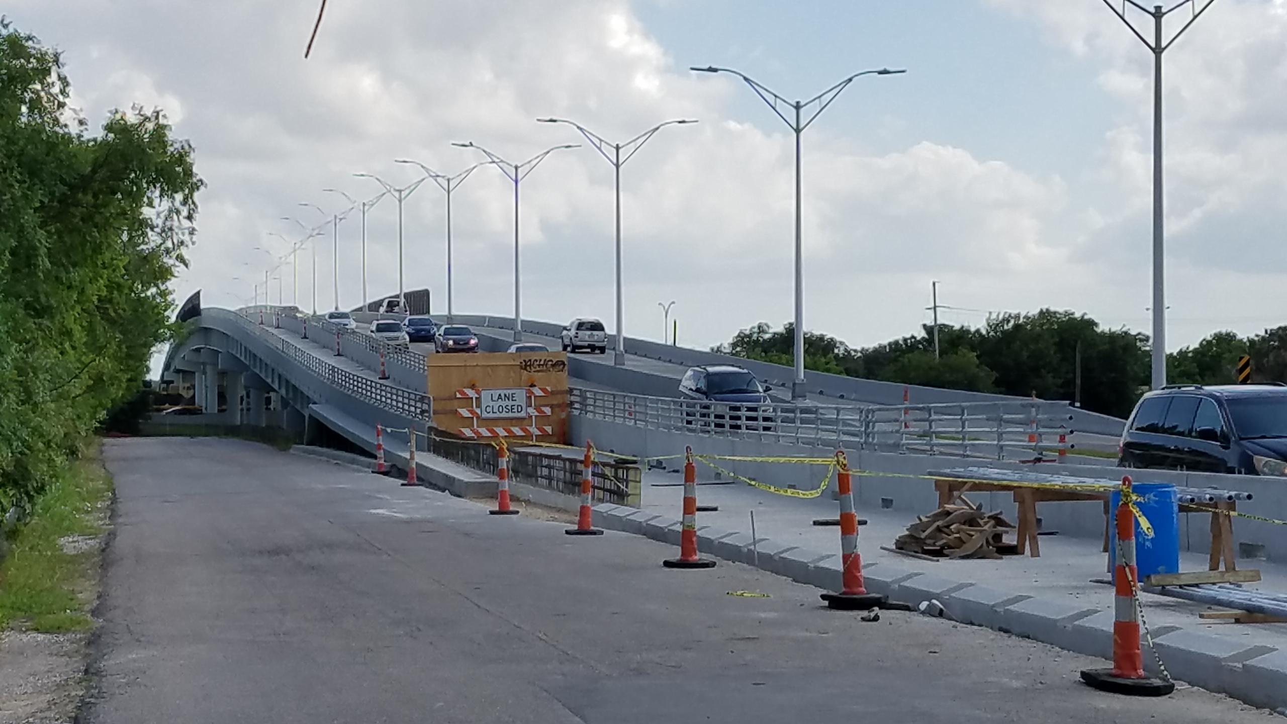WISNER BRIDGE ADJOINING BIKE AND PEDESTRIAN APPROACHES NOW 75 PERCENT COMPLETE