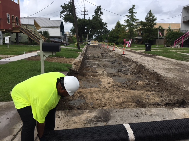 CREWS CONTINUE TO WORK WEEKENDS, KEEPING THE LOWER NINTH WARD NORTHEAST GROUP A PROJECT ON SCHEDULE