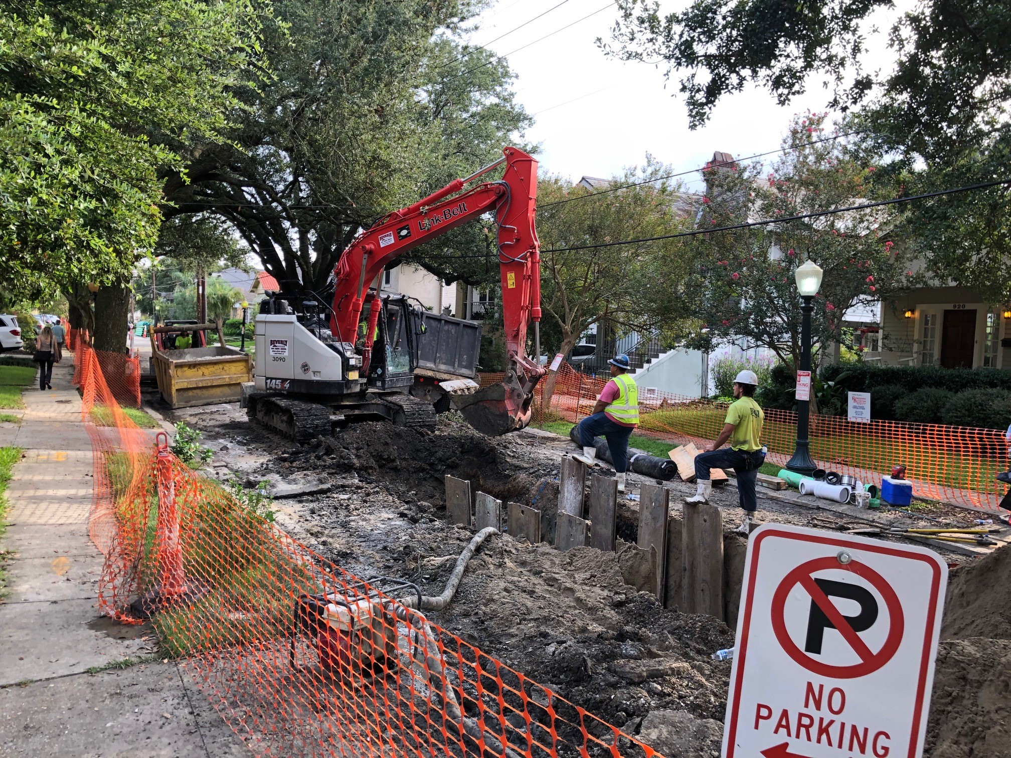 CONSTRUCTION CONTINUES ON TAFT PLACE EMERGENCY RECONSTRUCTION