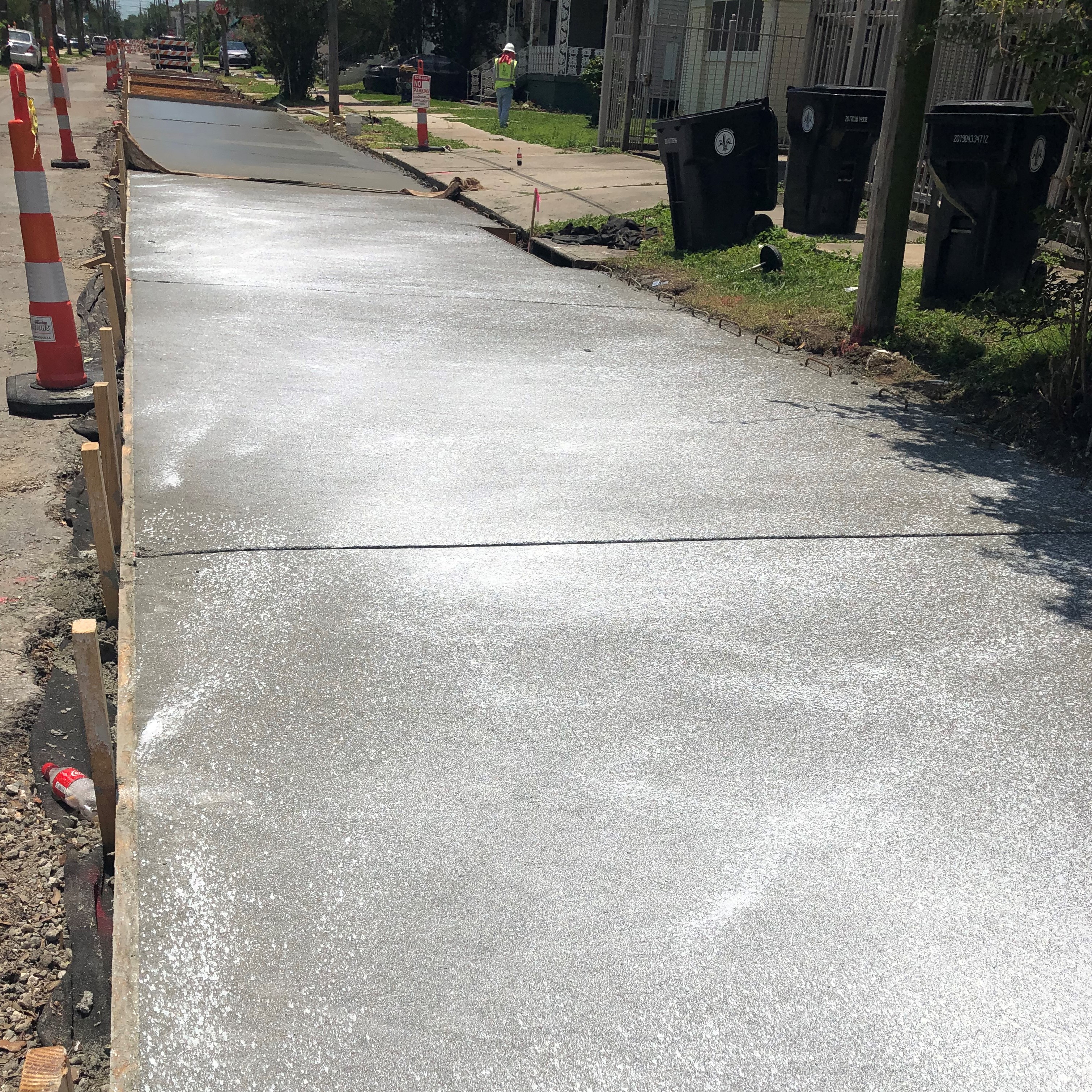 CREWS CONTINUE WORK ON THE FRERET GROUP A PROJECT