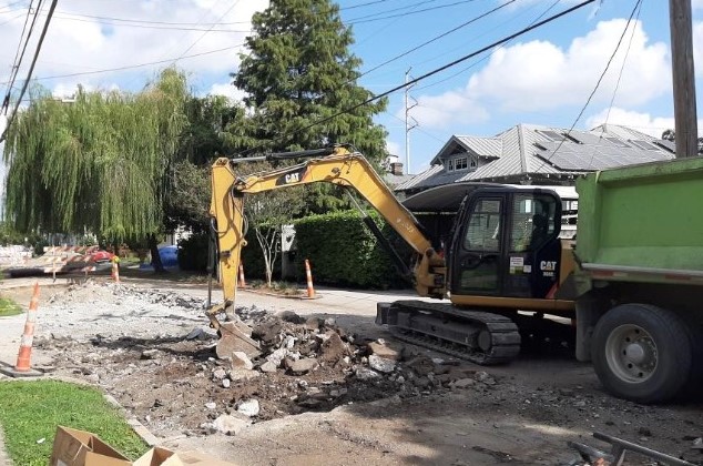 SEWER REPAIRS AND PAVEMENT RESTORATION CONTINUE IN HOLLYGROVE, LEONIDAS GROUP A PROJECT