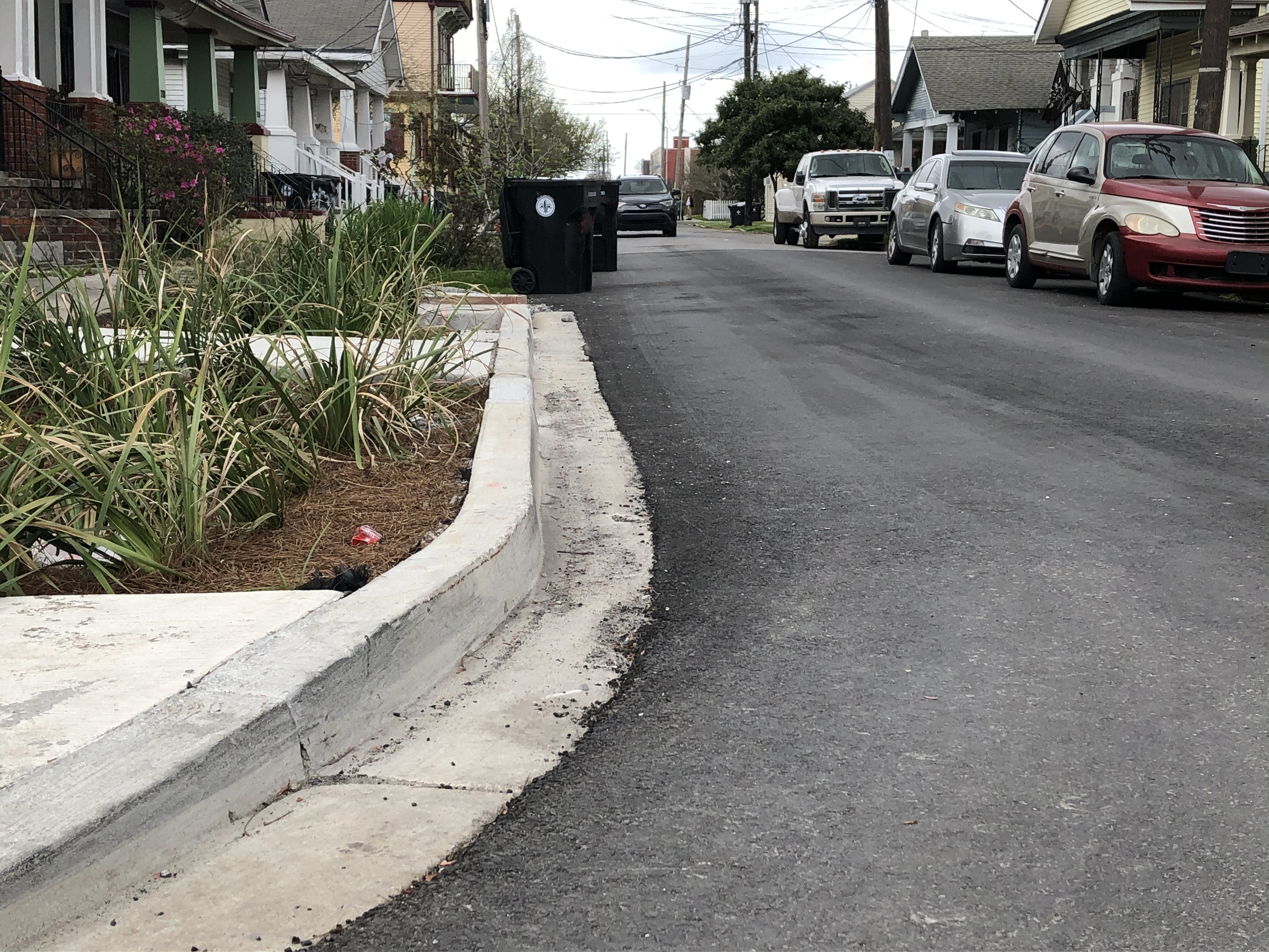 FINALIZING SIDEWALKS AND CURBS IN HAGAN LAFITTE PROJECT